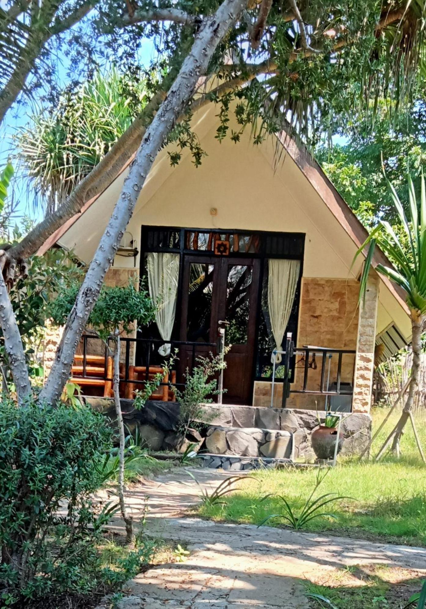 Bareng -Bareng Gili Bungalows Gili Meno Buitenkant foto